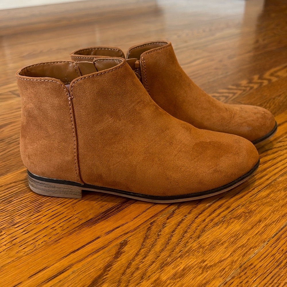 Booties Suede Brown